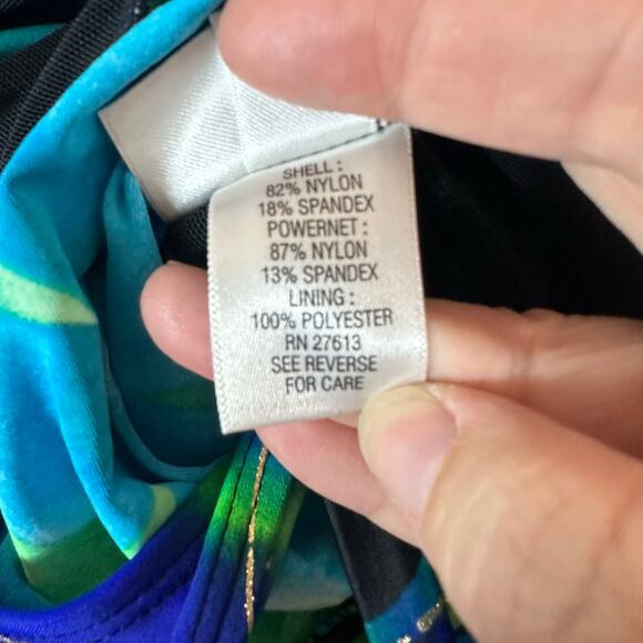 Croft & Barrow women’s one piece swimsuit floral crisscross back plus size - Picture 6 of 11